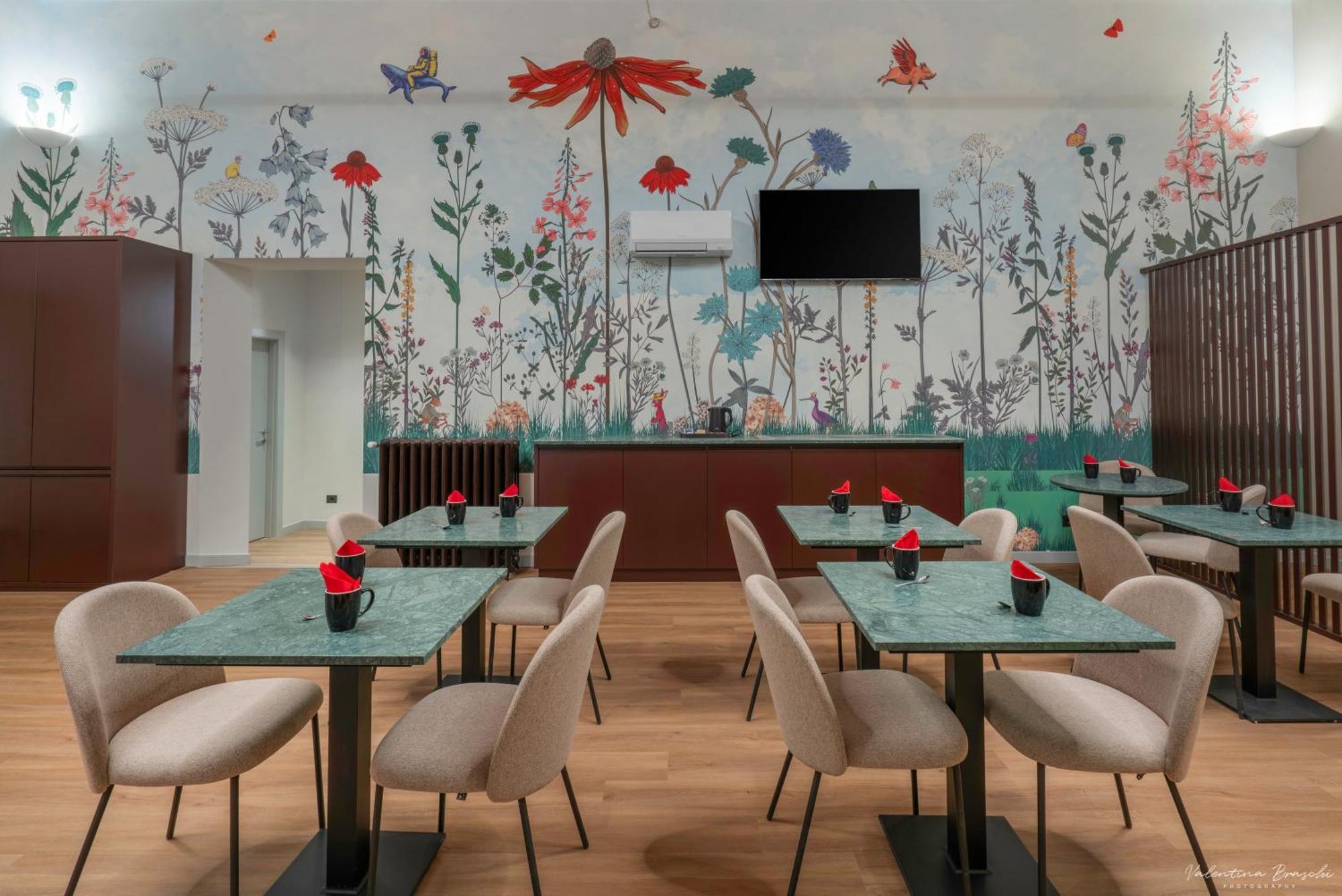 Hotel Adamas Флоренция Экстерьер фото
